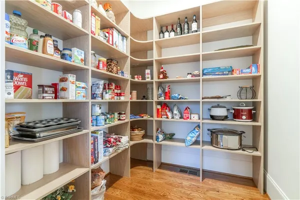 $1,695,000 | 7955 Valley View Drive, Clemmons, NC 27012