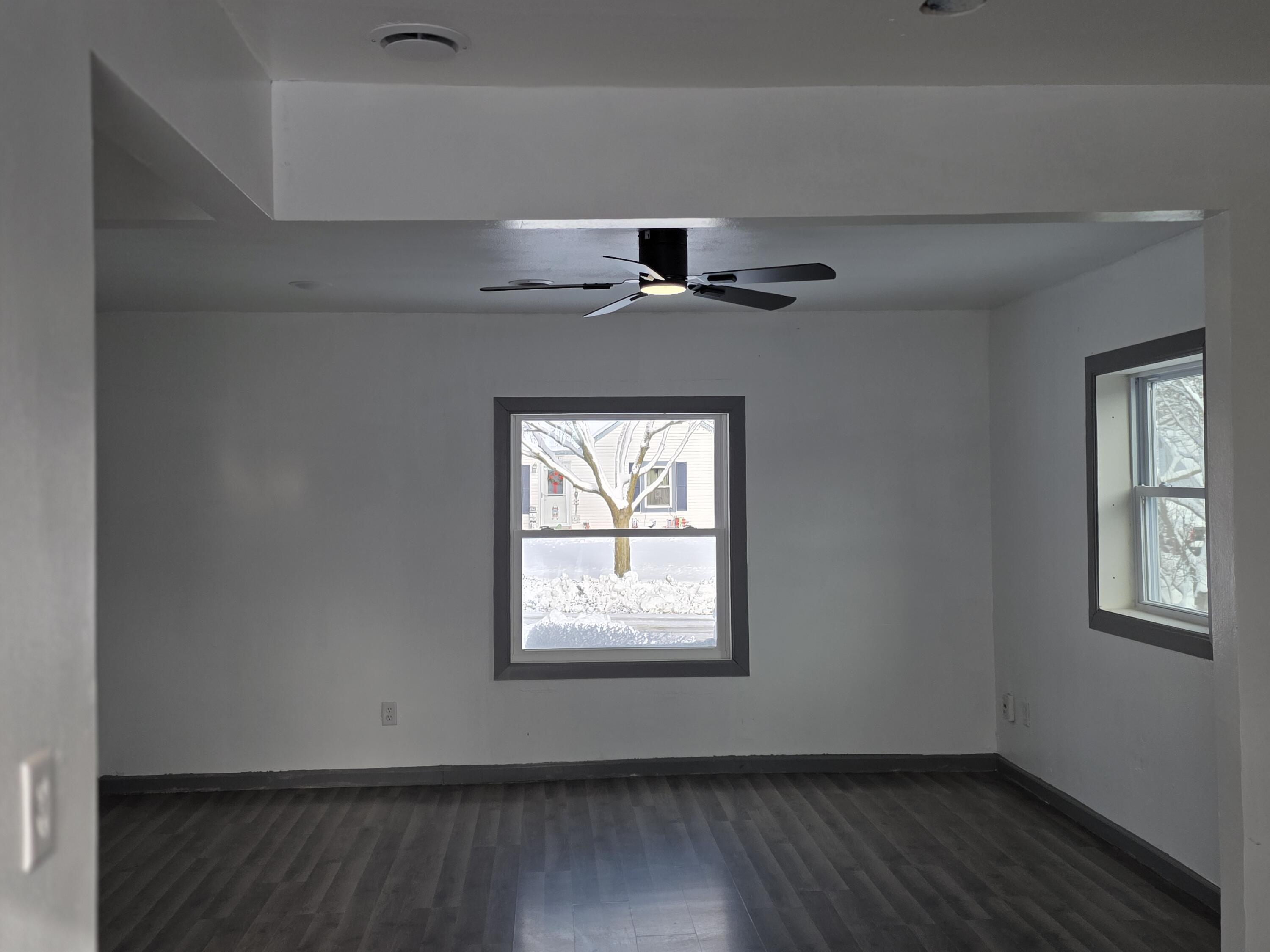 4615 Byrd Avenue Racine, WI 53405 - Photo 9 of 20 18171