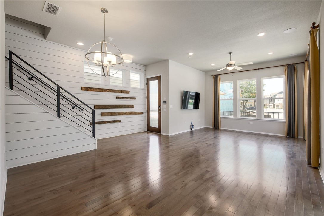 10303 Oldham Cove Austin, TX 78717 - Photo 2 of 26