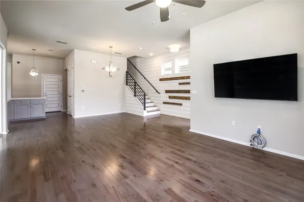 $3,100 | 10303 Oldham Cove, Austin, TX 78717