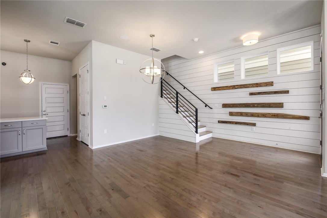 10303 Oldham Cove Austin, TX 78717 - Photo 6 of 26