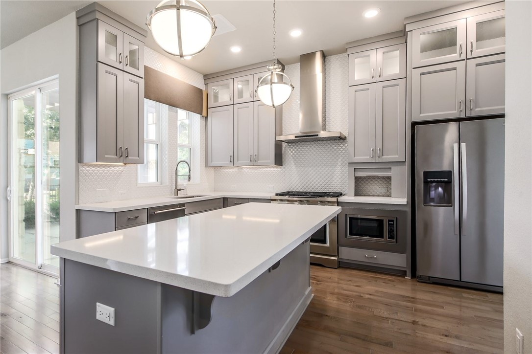 10303 Oldham Cove Austin, TX 78717 - Photo 8 of 26