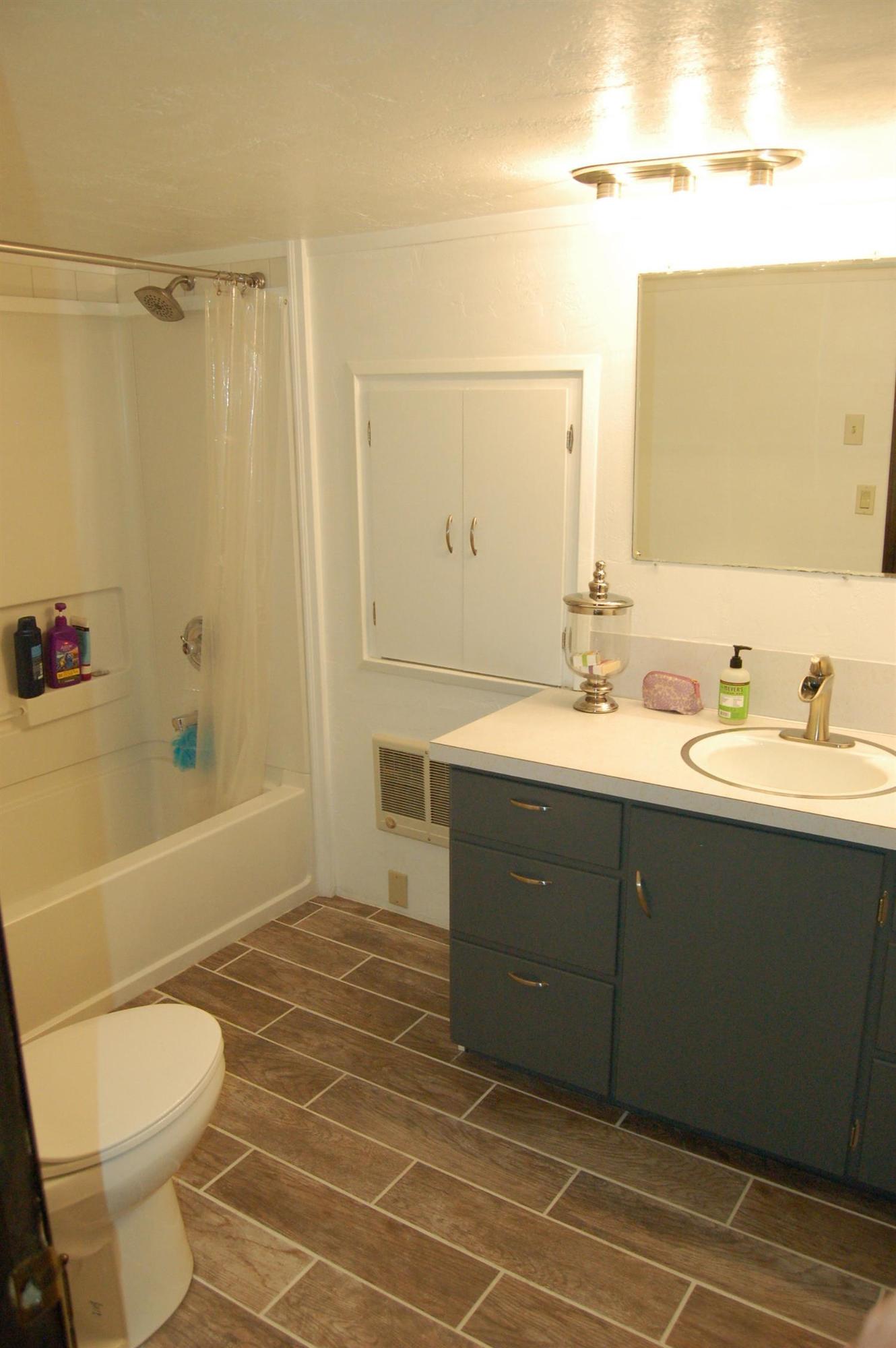2180 Dick George Road Cave Junction, OR 97523 - Photo 22 of 34 Remaining bath downstairs, has a tub sho