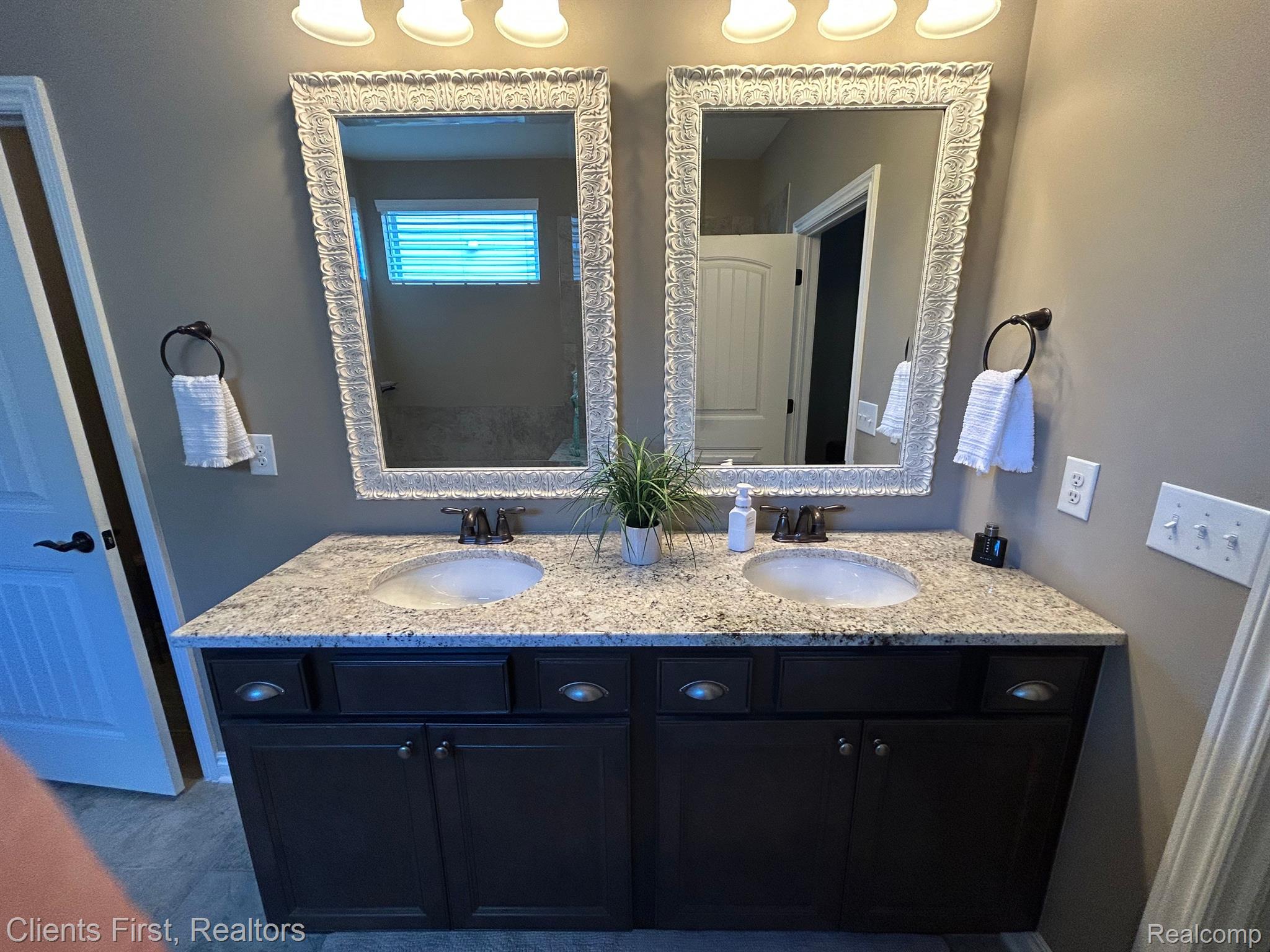 49765 Mapleton Road Canton, MI 48188 - Photo 22 of 24 Gallery Image 22