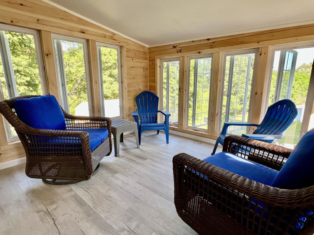 9 Champlain Drive Hudson, MA 01749 - Photo 9 of 19