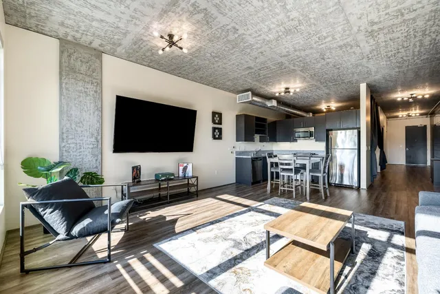 $555,000 | 1818 L Street, Unit 407, Sacramento, CA 95811