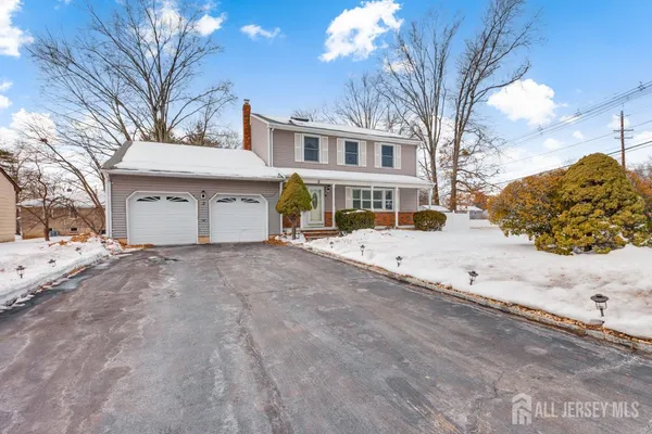 $779,000 | 2 Lioni Court, Piscataway, NJ 08854