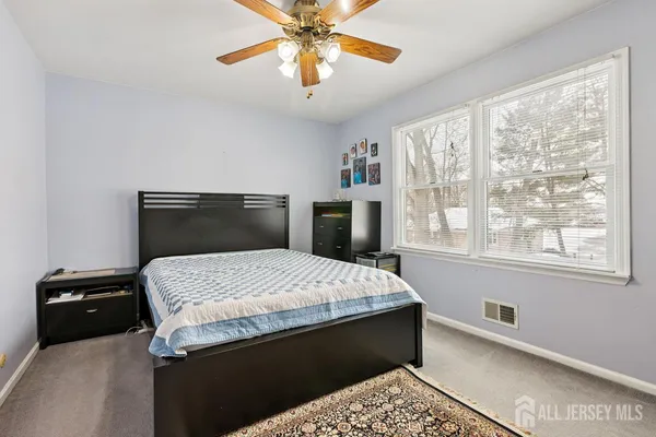$779,000 | 2 Lioni Court, Piscataway, NJ 08854