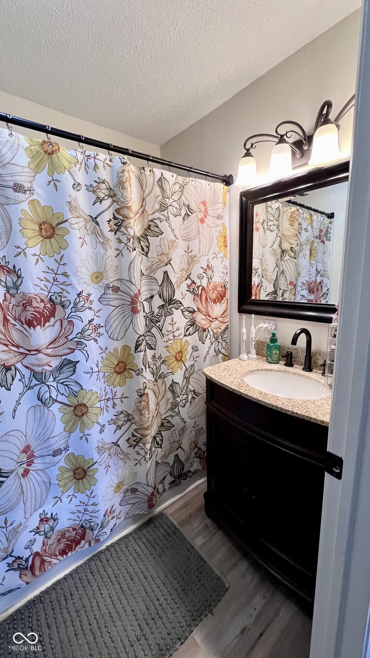 561 North Dellasburg Road Columbus, IN 47203 - Photo 11 of 24