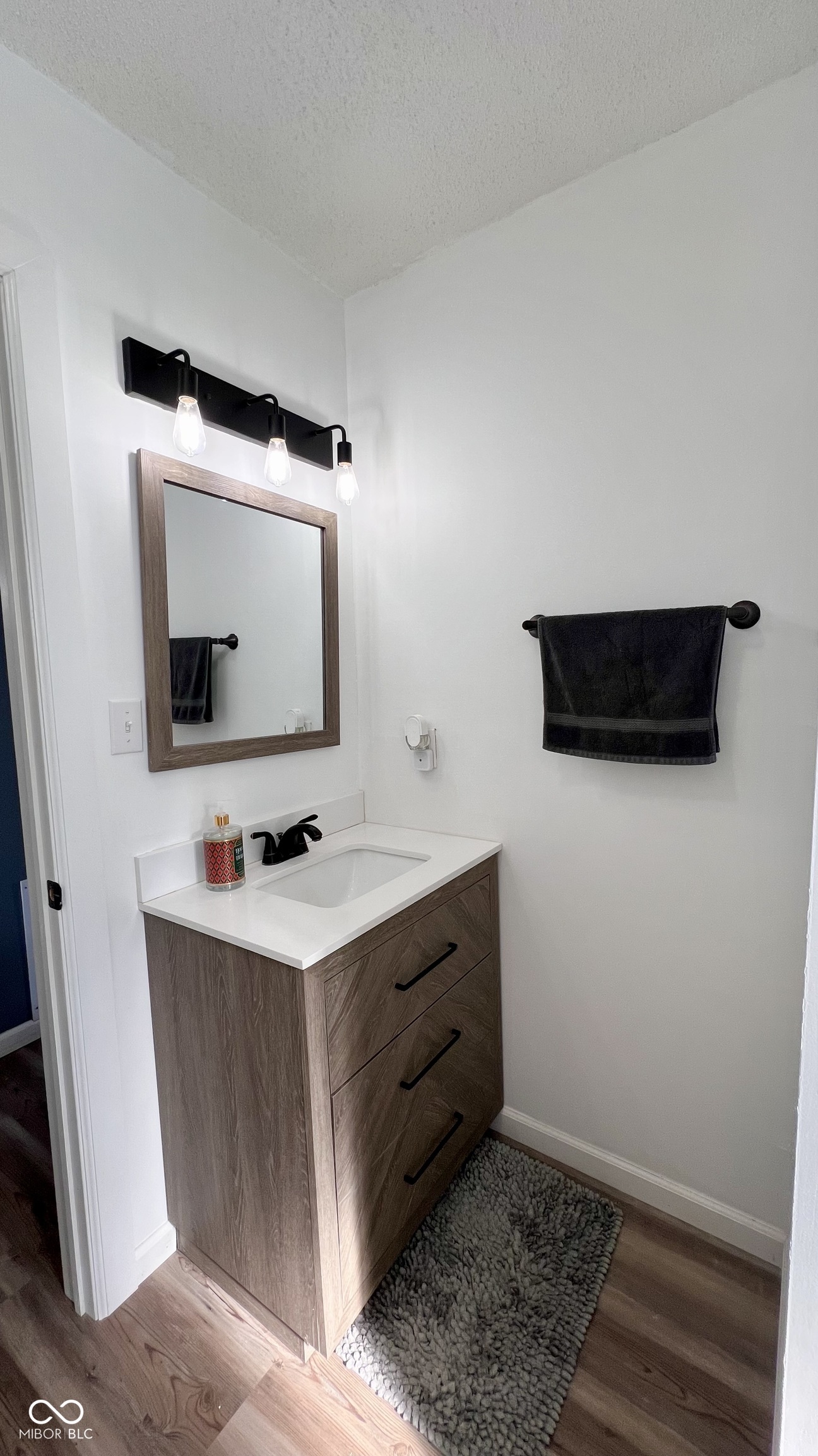 561 North Dellasburg Road Columbus, IN 47203 - Photo 17 of 24