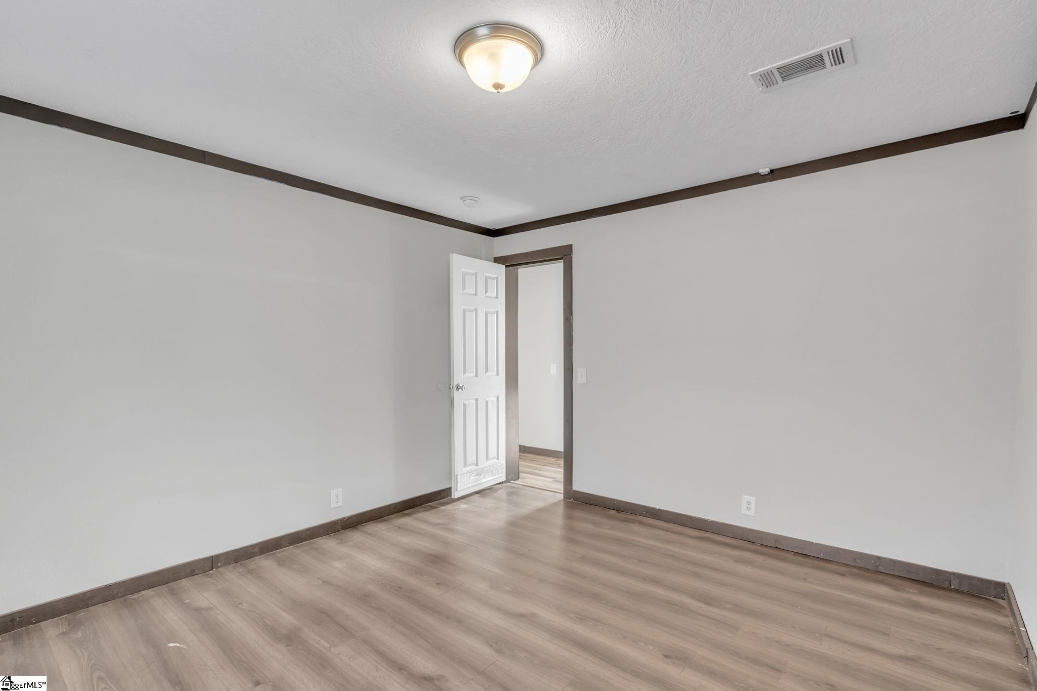 166 Bates Road Marietta, SC 29661 - Photo 11 of 17