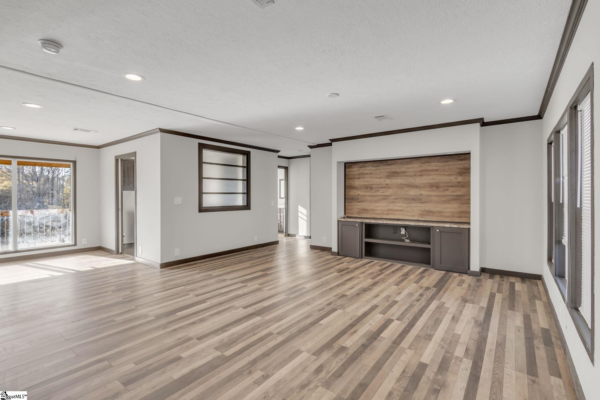 166 Bates Road Marietta, SC 29661 - Photo 2 of 17