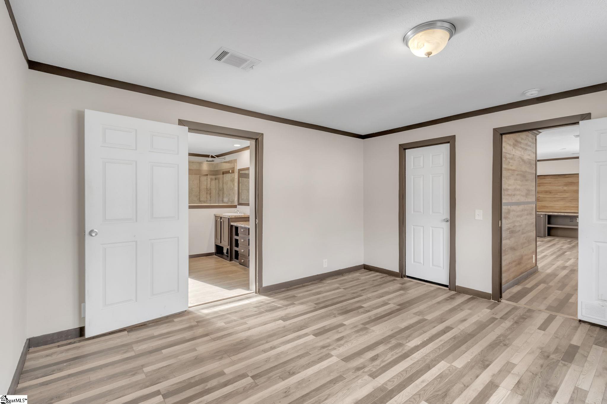 166 Bates Road Marietta, SC 29661 - Photo 5 of 17