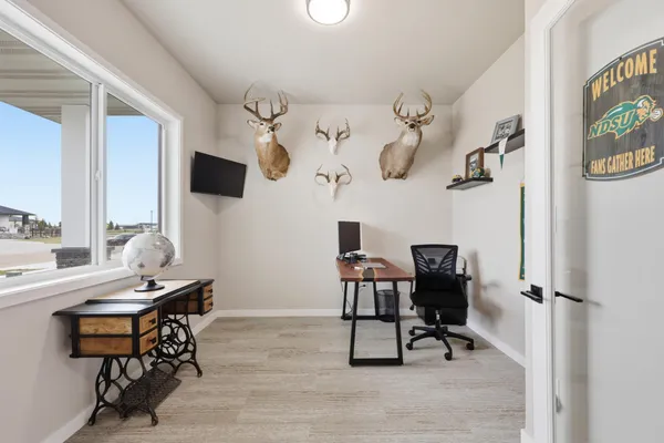 $675,000 | 102 Annie's Way, Mapleton, ND 58059
