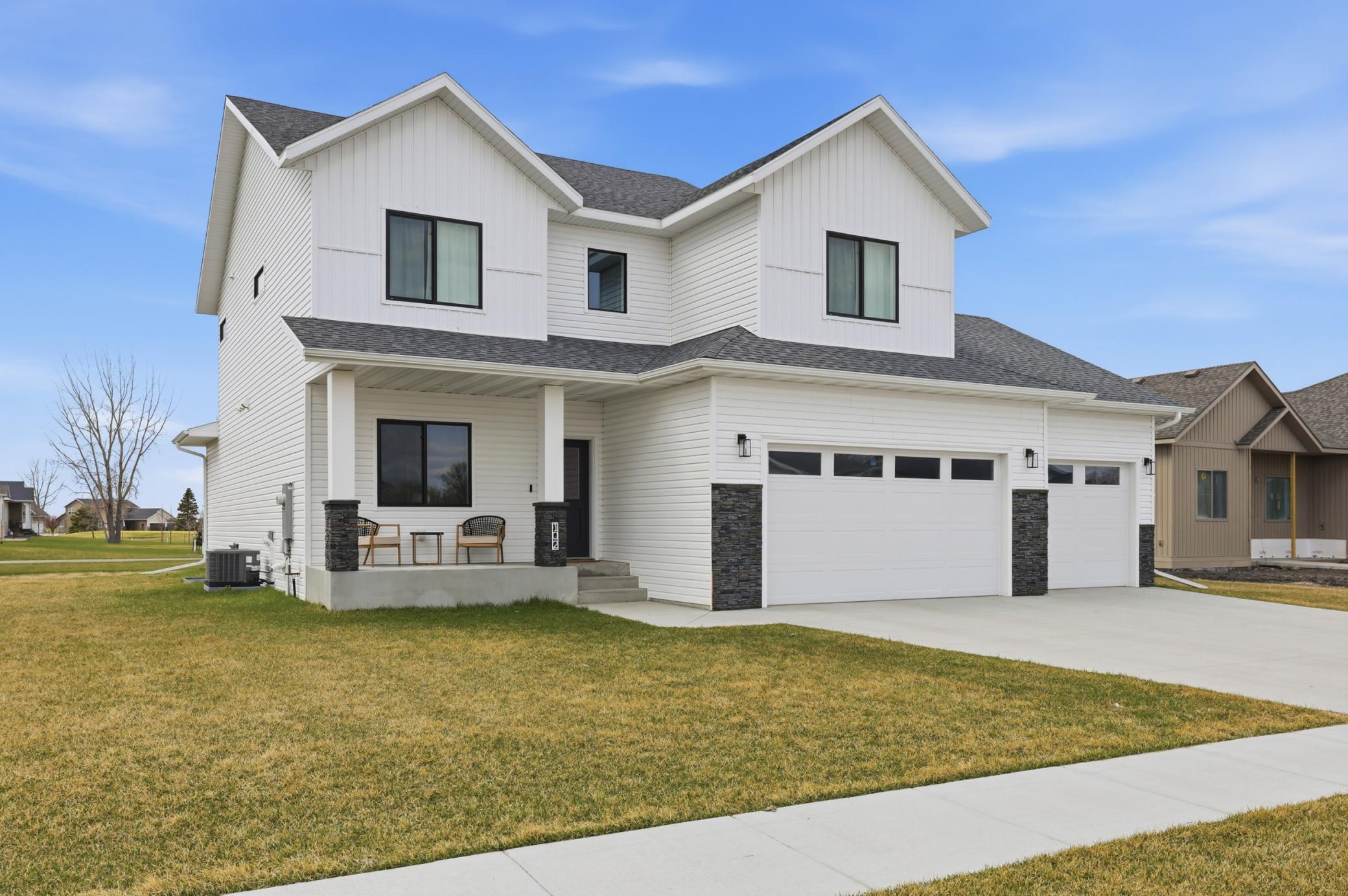 102 Annie's Way Mapleton, ND 58059 - Photo 2 of 55