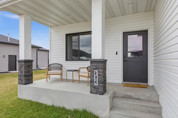 $675,000 | 102 Annie's Way, Mapleton, ND 58059