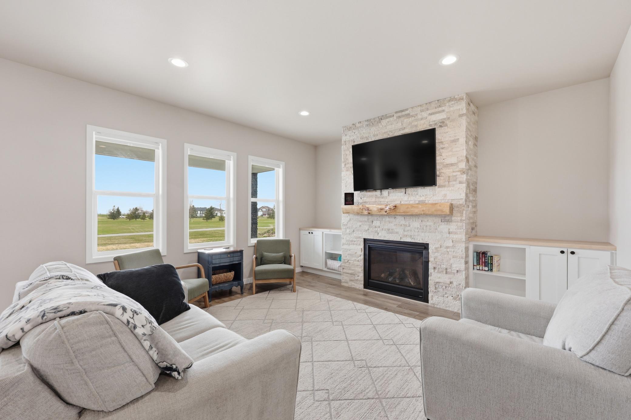102 Annie's Way Mapleton, ND 58059 - Photo 5 of 55