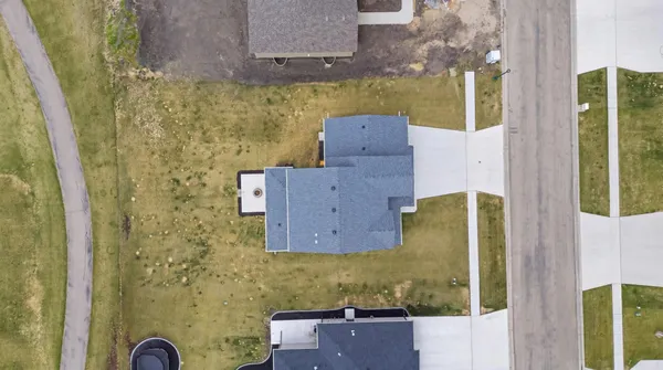 $675,000 | 102 Annie's Way, Mapleton, ND 58059