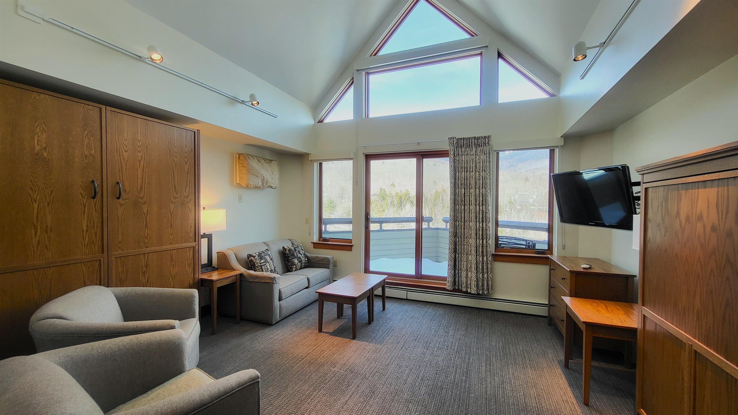 90 Loon Mountain Road, Unit 1153D Lincoln, NH 03251 - Photo 2 of 32