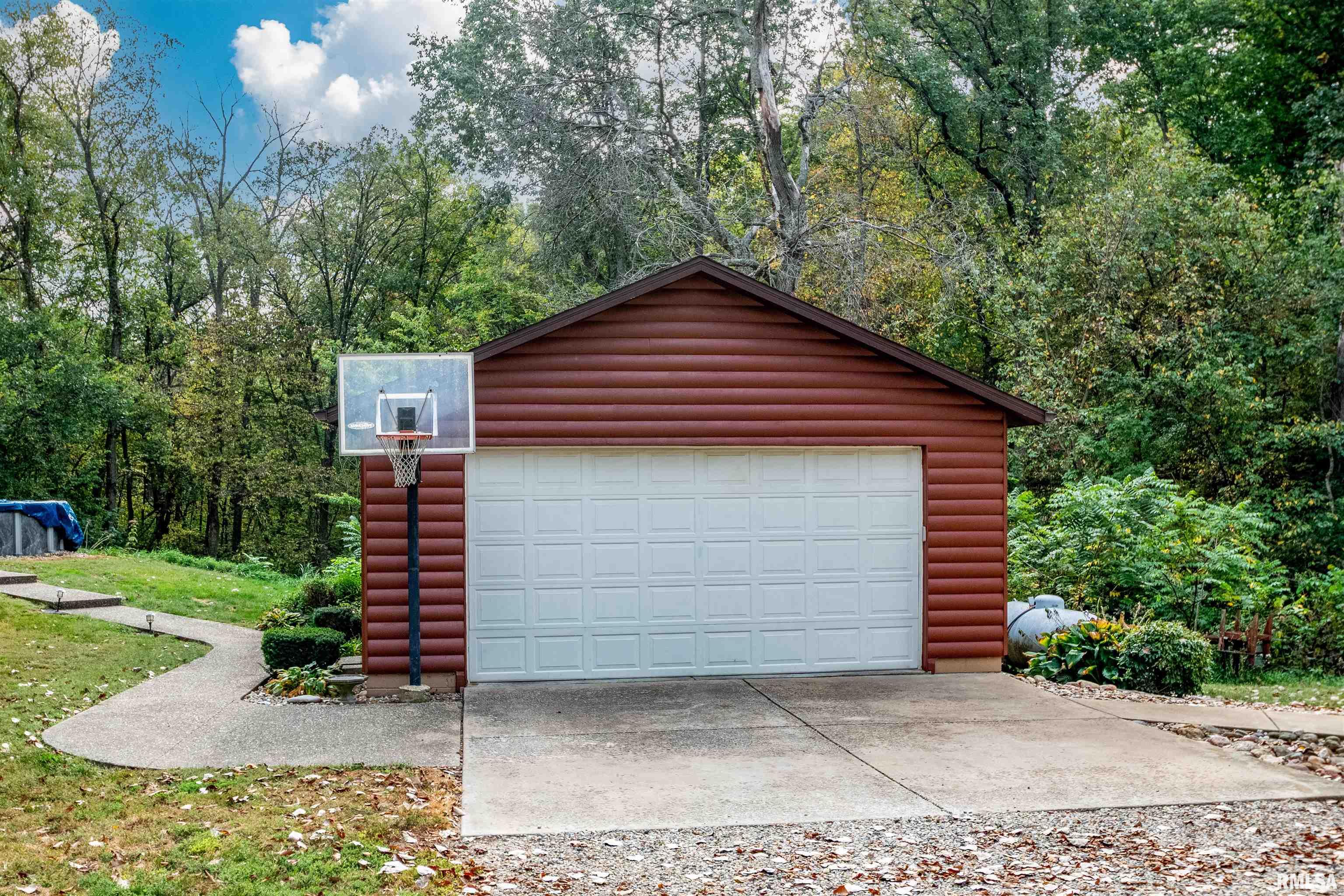 13022 Duggins Road Dunlap, IL 61525 - Photo 10 of 74 Gallery Image 10