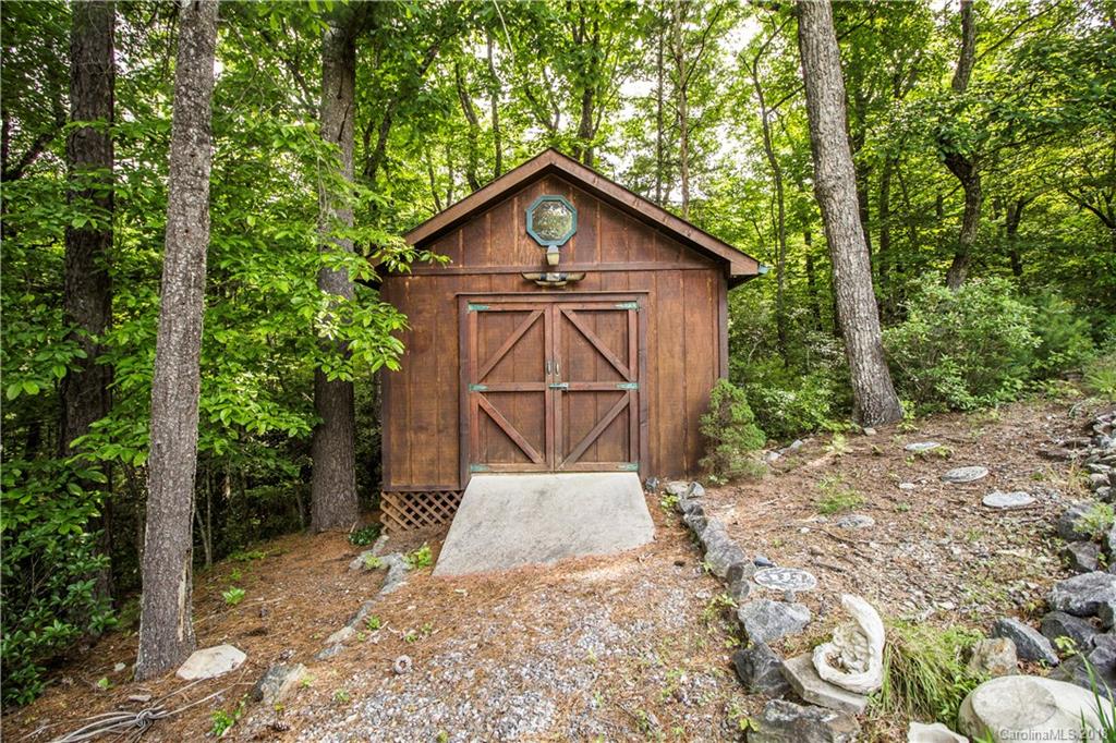 212 Hickory Hollow Road Purlear, NC 28665 - Photo 9 of 21
