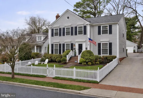 $1,695,000 | 10206 Kensington Parkway, Kensington, MD 20895