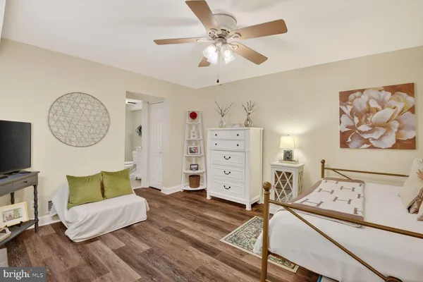 $1,695,000 | 10206 Kensington Parkway, Kensington, MD 20895