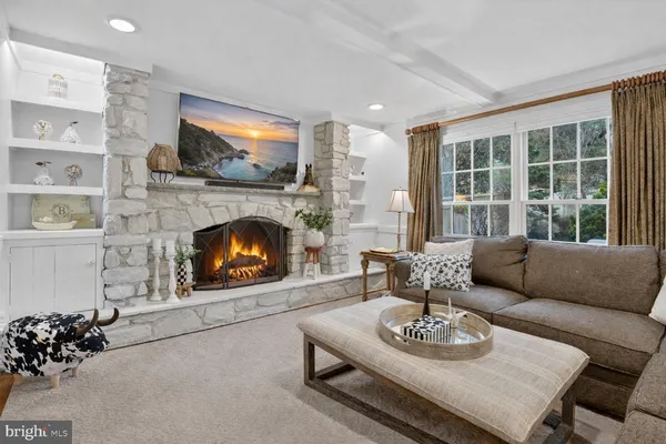 $1,695,000 | 10206 Kensington Parkway, Kensington, MD 20895