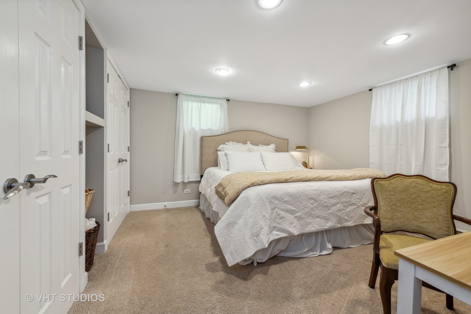 831 Ela Road Inverness, IL 60067 - Photo 29 of 46 a bedroom with a bed and chair