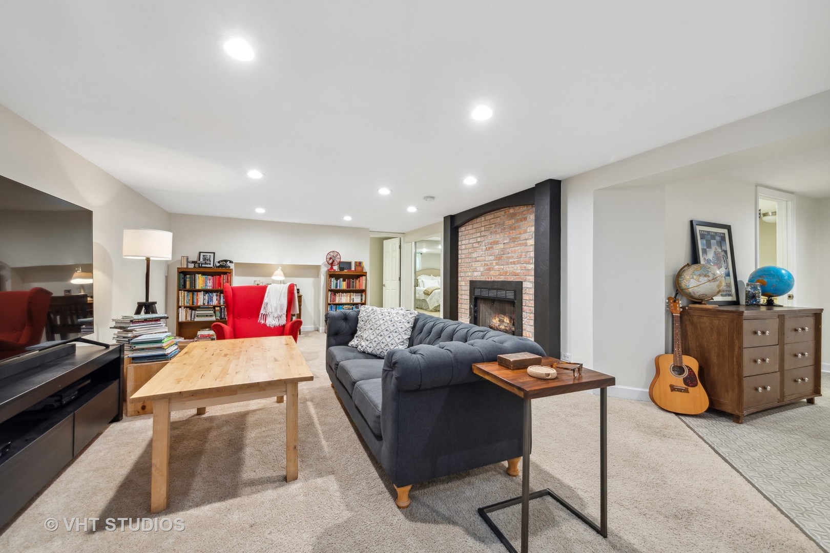 831 Ela Road Inverness, IL 60067 - Photo 34 of 46 a living room with furniture and a flat screen tv