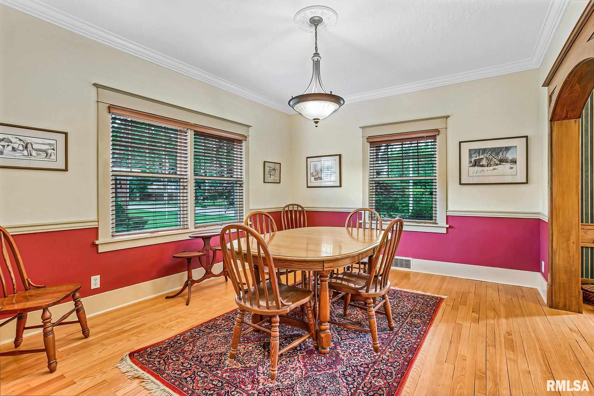 2928 Middle Road Davenport, IA 52803 - Photo 6 of 31 Gallery Image 6