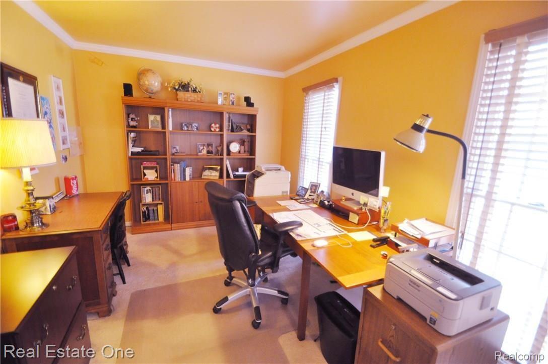 1286 Hathaway Rising Rochester, MI 48306 - Photo 18 of 33 20.JPG