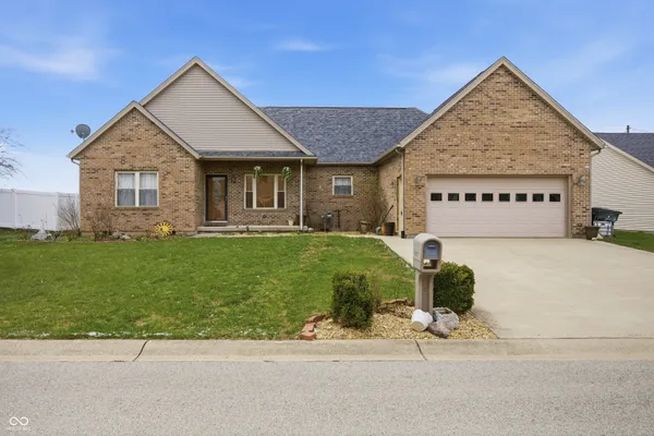 $270,000 | 1015 South Creek Drive West, Greensburg, IN 47240