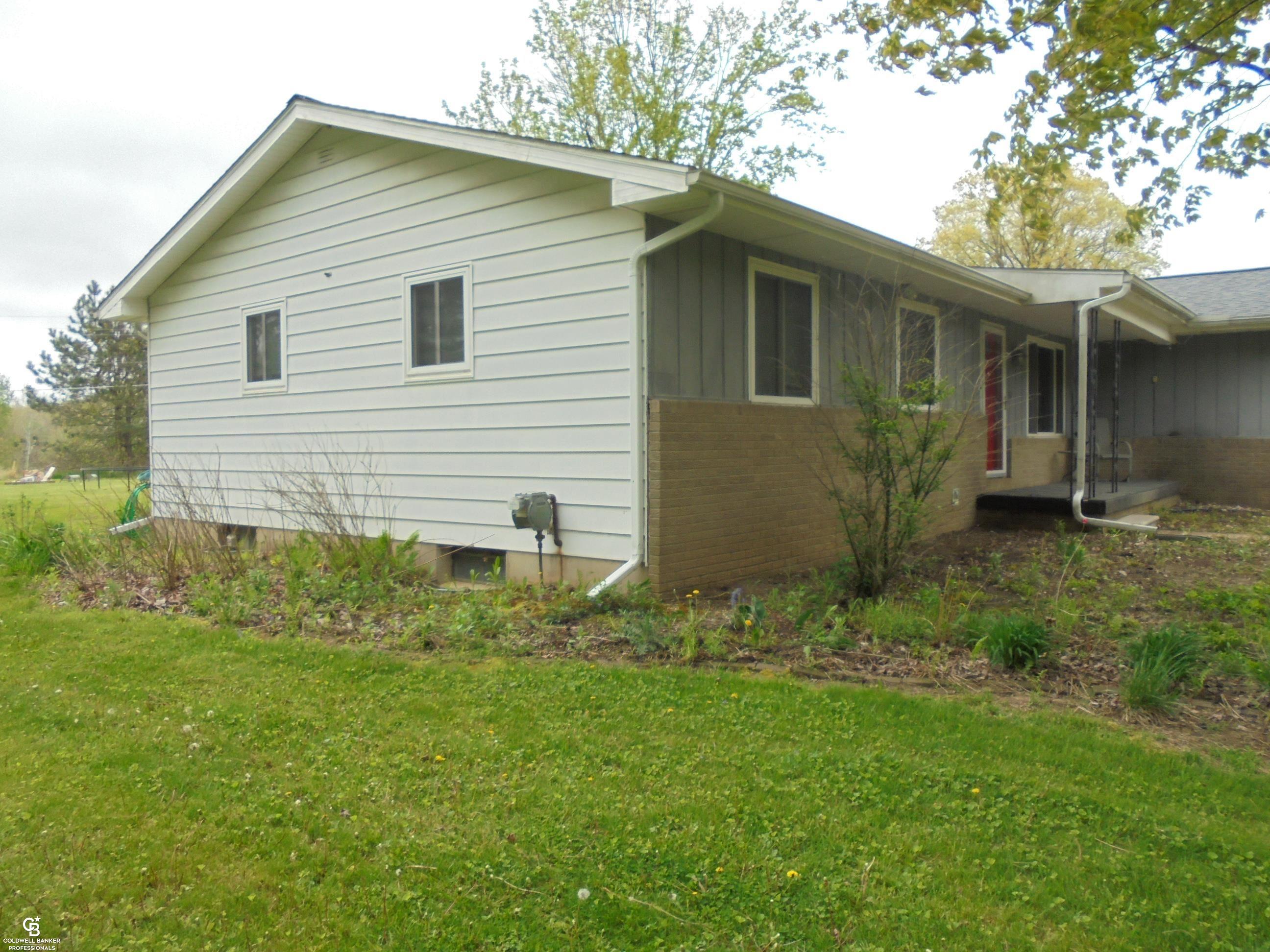 3188 Millville Road Lapeer, MI 48446 - Photo 46 of 65 50170800-791a95b6-0915-4e55-885a-af6171177472.JPG