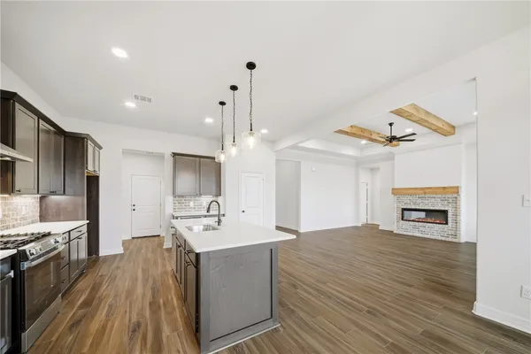 $539,000 | 105 Court Side Drive, Somerville, TX 77879