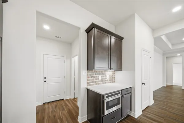 $539,000 | 105 Court Side Drive, Somerville, TX 77879