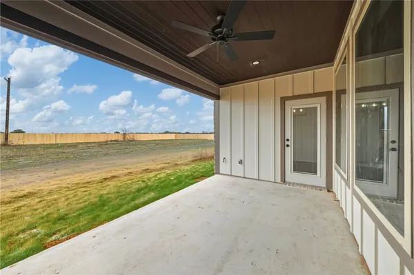 $539,000 | 105 Court Side Drive, Somerville, TX 77879