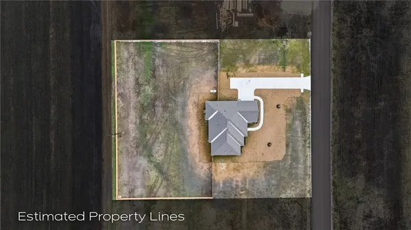 $539,000 | 105 Court Side Drive, Somerville, TX 77879