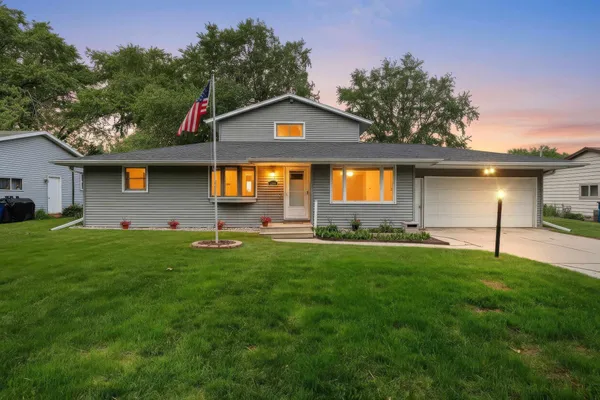 $404,900 | 1248 April Lane, Green Bay, WI 54304