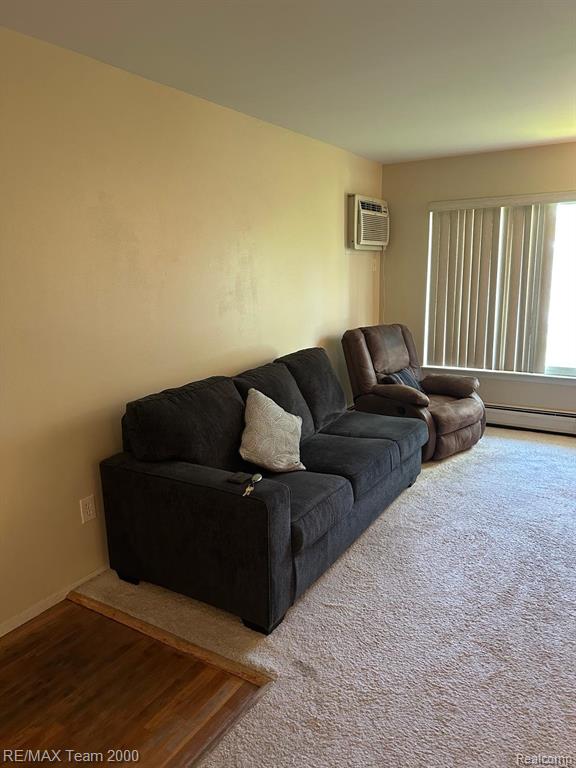 26790 Joy Road Redford, MI 48239 - Photo 8 of 9
