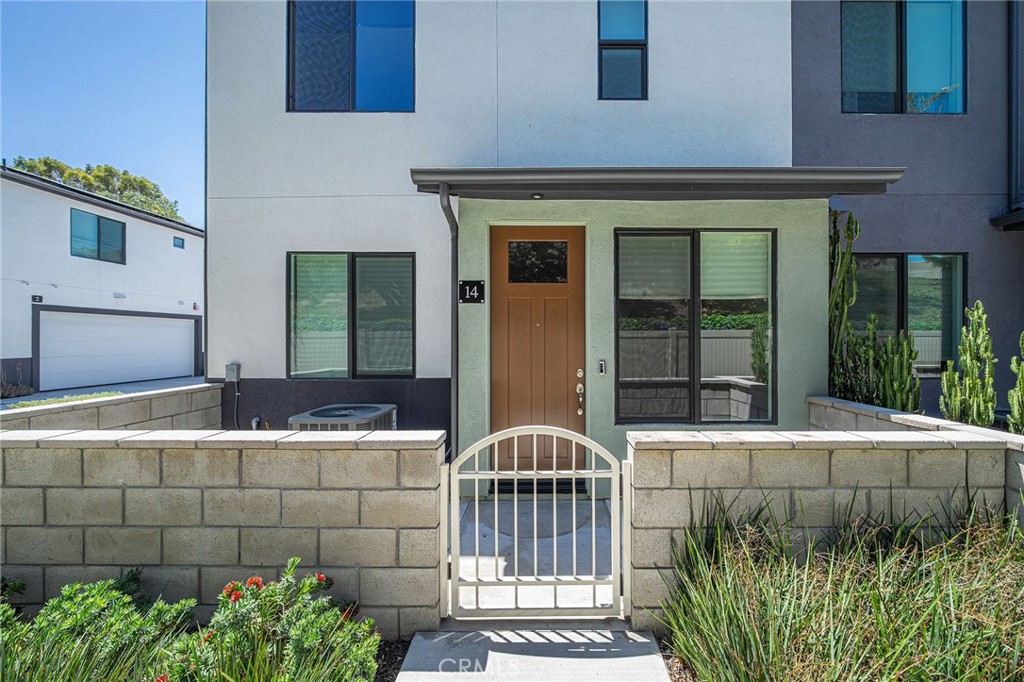 2775 West Pepper Tree Anaheim, CA 92801 - Photo 1 of 33 Gallery Image 1