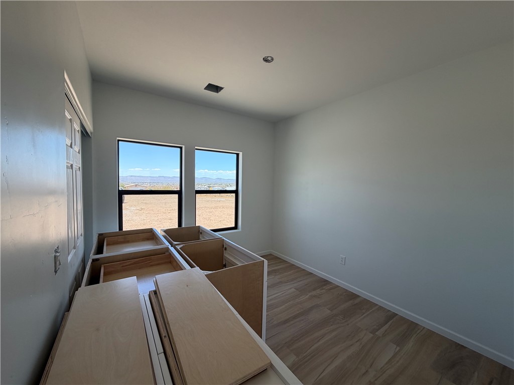 460 Kelvin Road Golden Valley, AZ 86413 - Photo 21 of 44