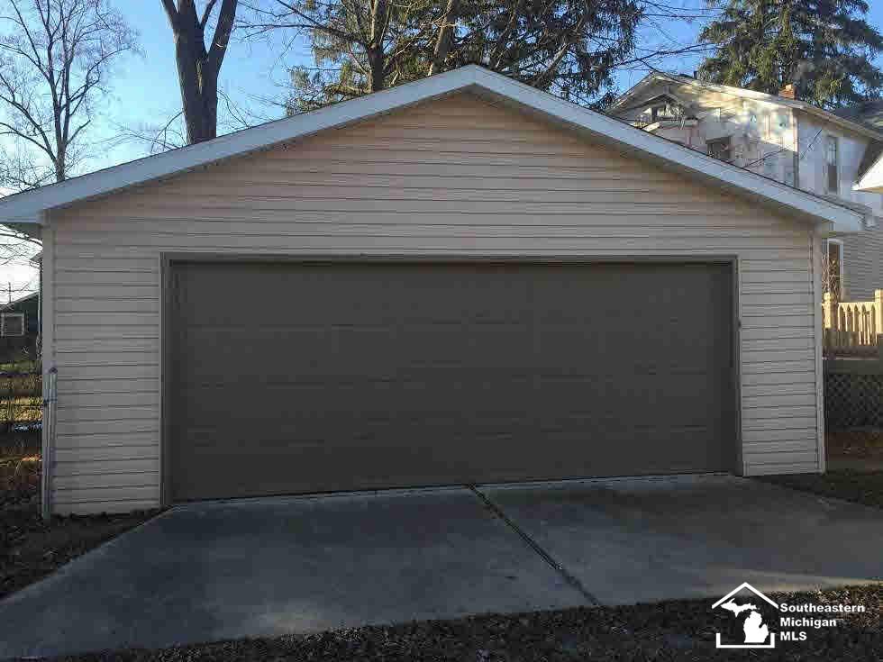 627 Laplaisance Road Monroe, MI 48161 - Photo 13 of 15 2 Car Garage