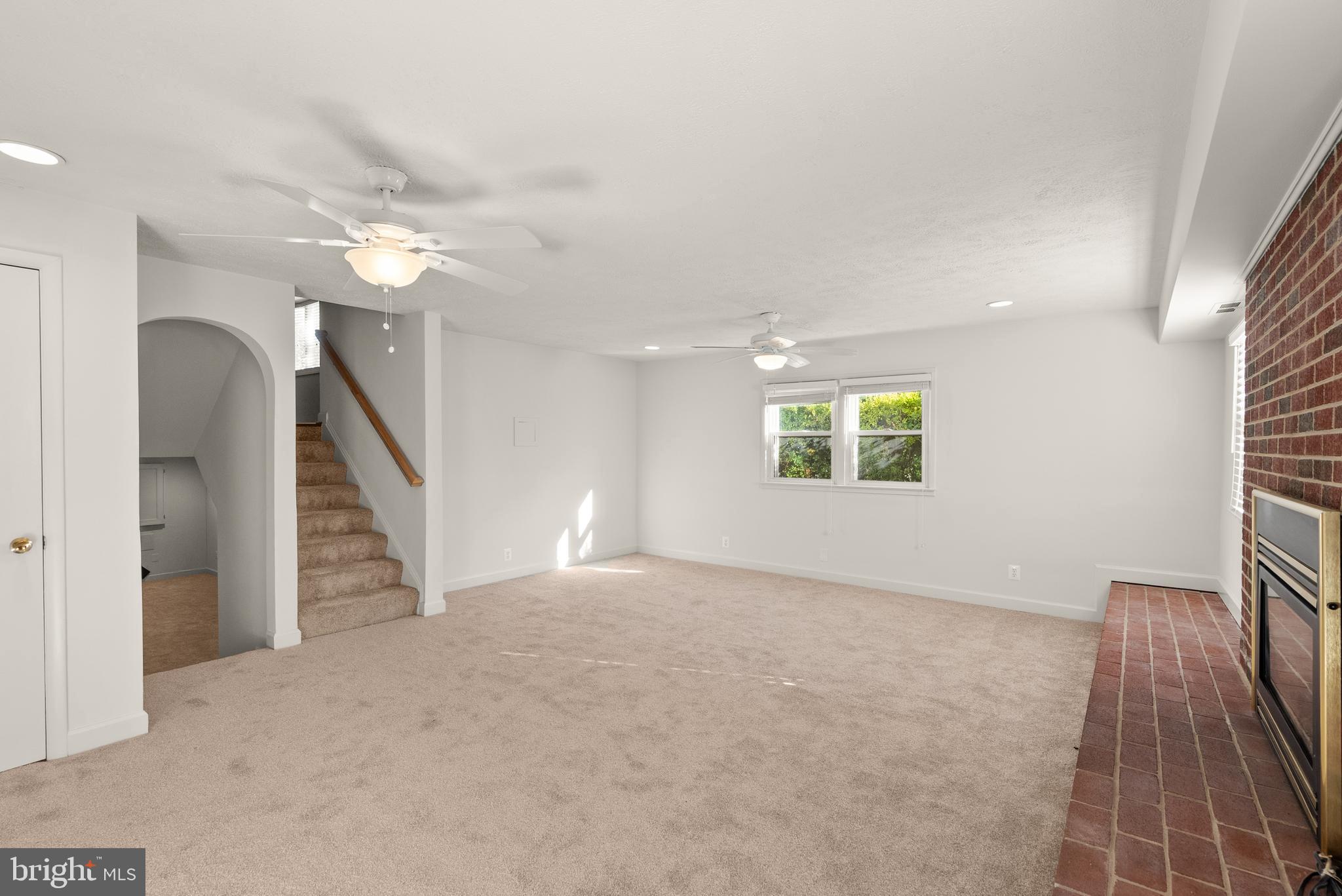 1726 Baldwin Drive McLean, VA 22101 - Photo 29 of 47 a view of an empty room with a window