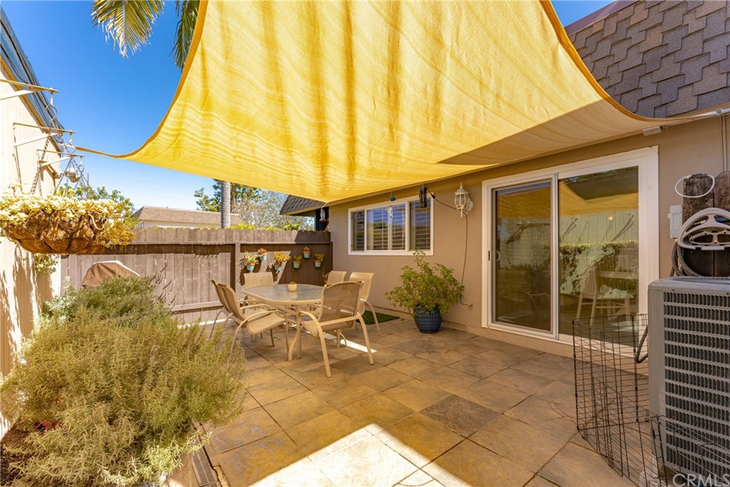 4484 Larwin Avenue Cypress, CA 90630 - Photo 12 of 18