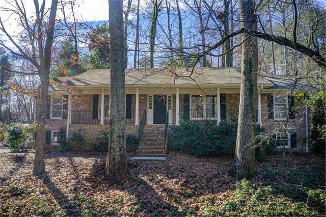 $2,500 | 859 Candy Lane Southwest, Marietta, GA 30068