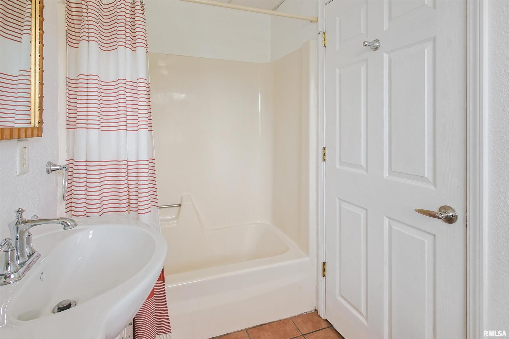 1560 Lick Creek Road Anna, IL 62906 - Photo 15 of 29