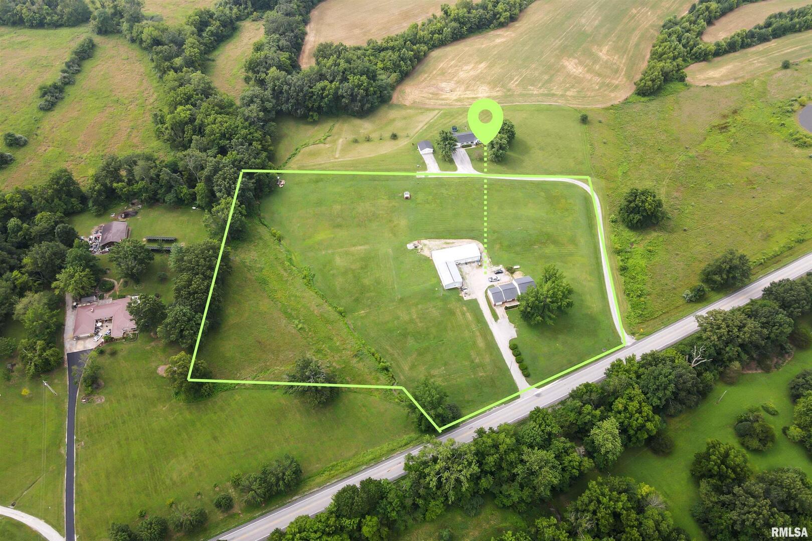 1560 Lick Creek Road Anna, IL 62906 - Photo 2 of 29