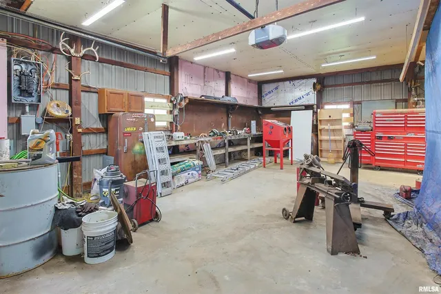 $359,000 | 1560 Lick Creek Road, Anna, IL 62906