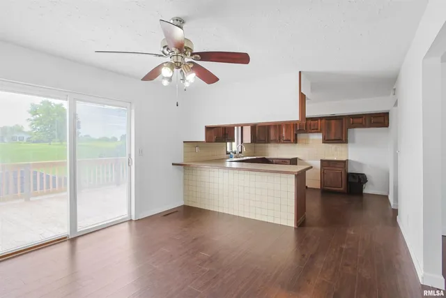 $359,000 | 1560 Lick Creek Road, Anna, IL 62906